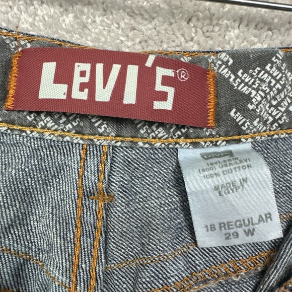 Levis Shorts Womens 18 Blue Regular Fit Medium Wash‎ Denim Y2K - Picture 5 of 8
